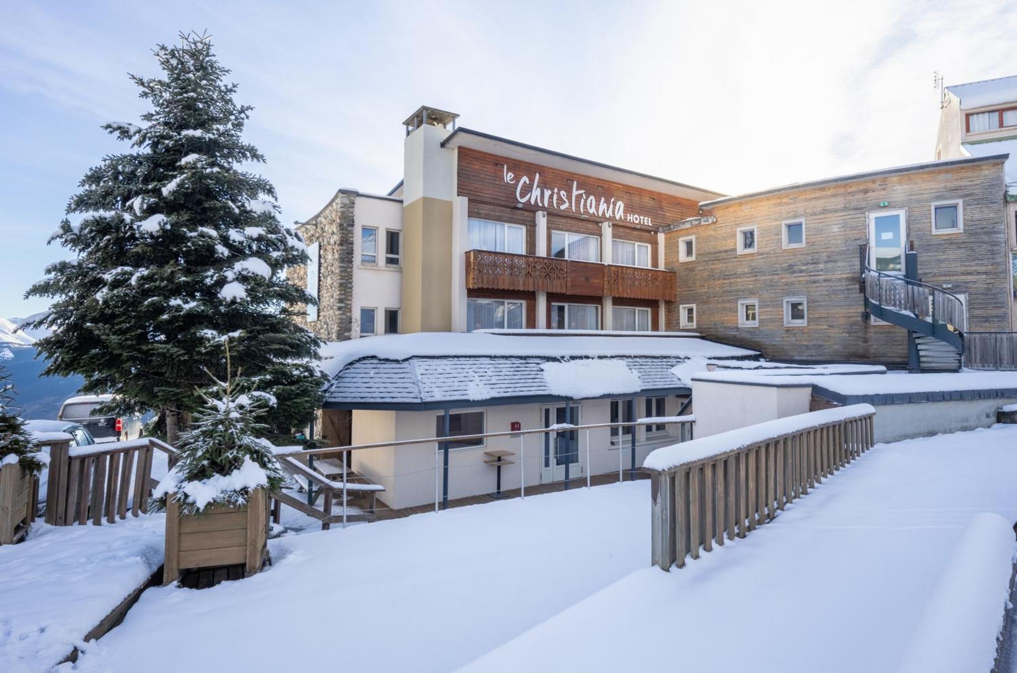 Le Christiania Hotell Saint-Lary-Soulan Exteriör bild